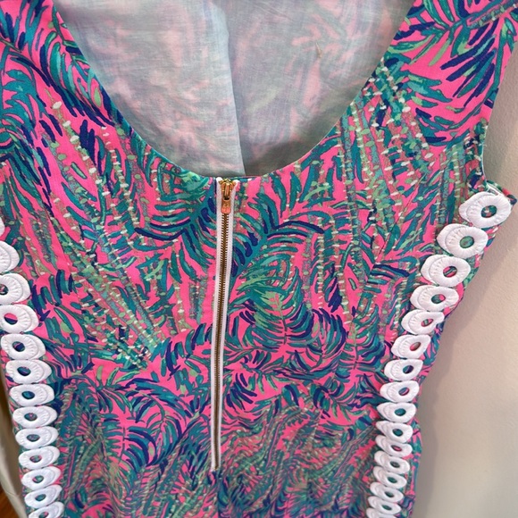 Lilly Pulitzer print cotton shift size 2. NWOT zip back, fully lined. - Picture 3 of 4